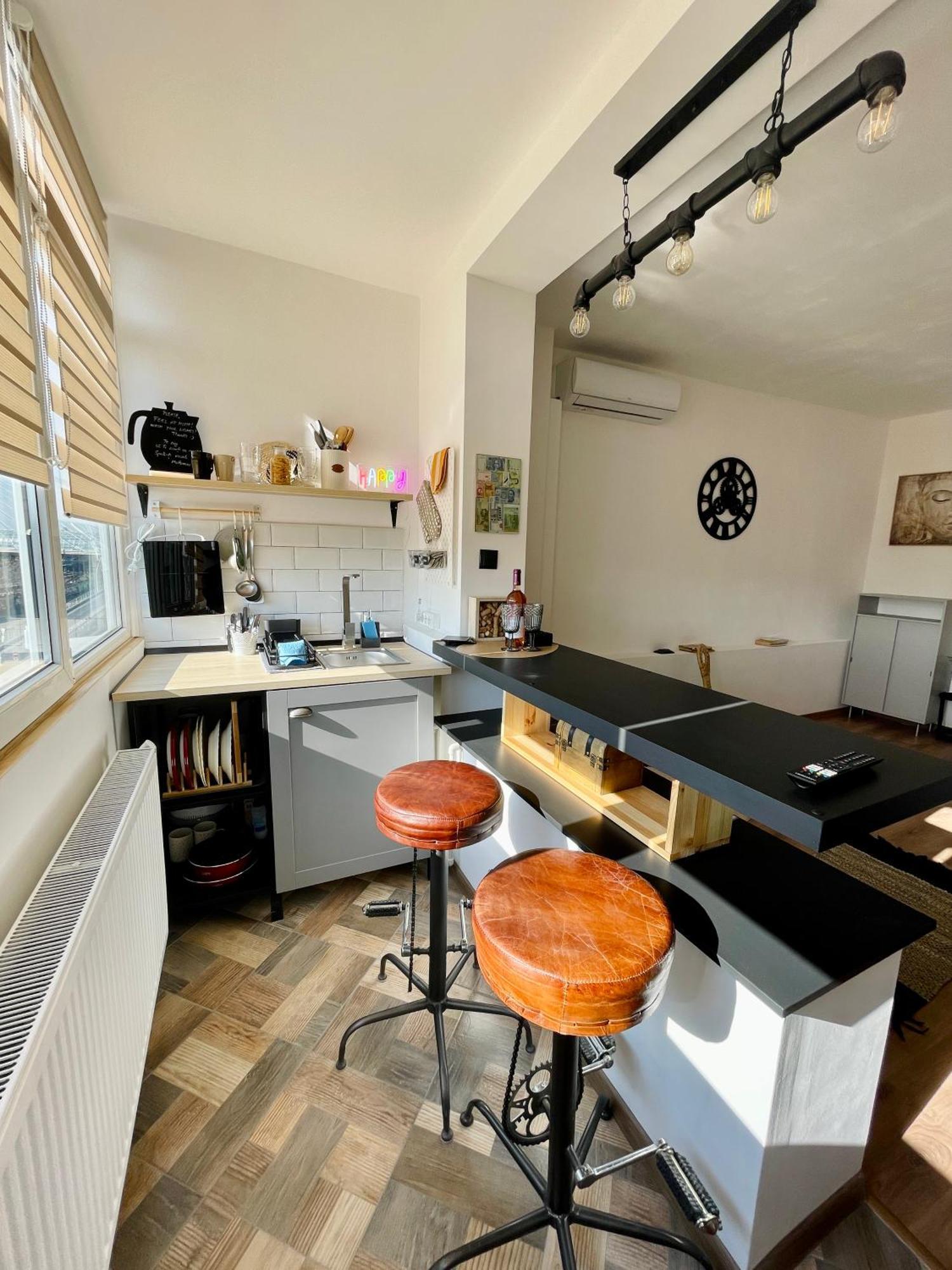 2 Vis-A-Vis Studio - Gara De Nord Bukurešť Exteriér fotografie